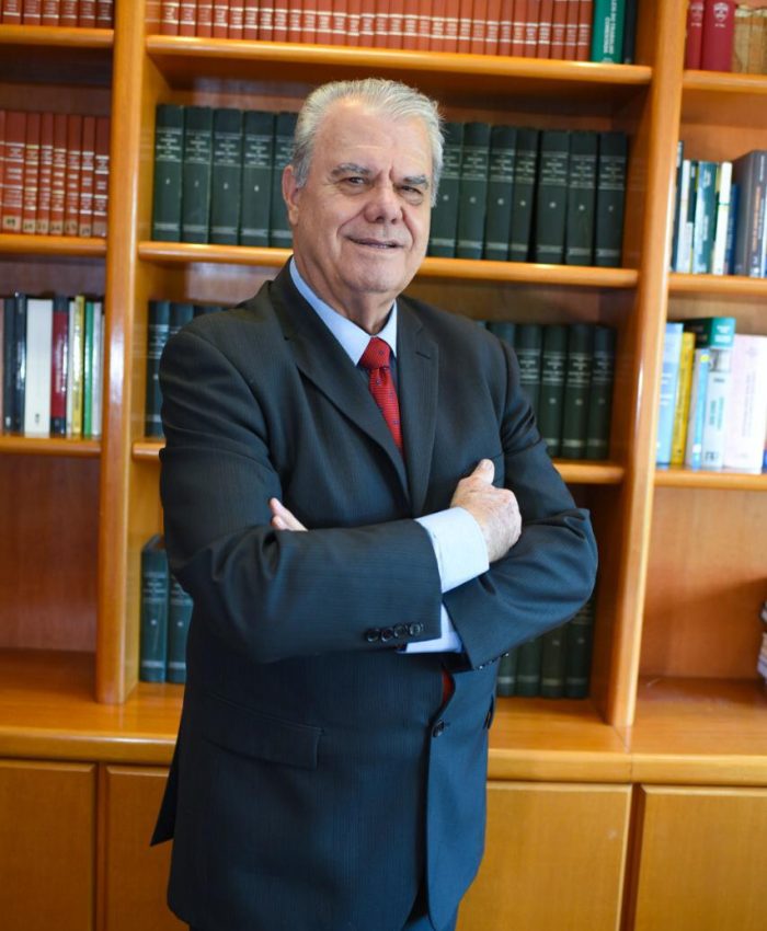 Dr. Arnaldo PAI